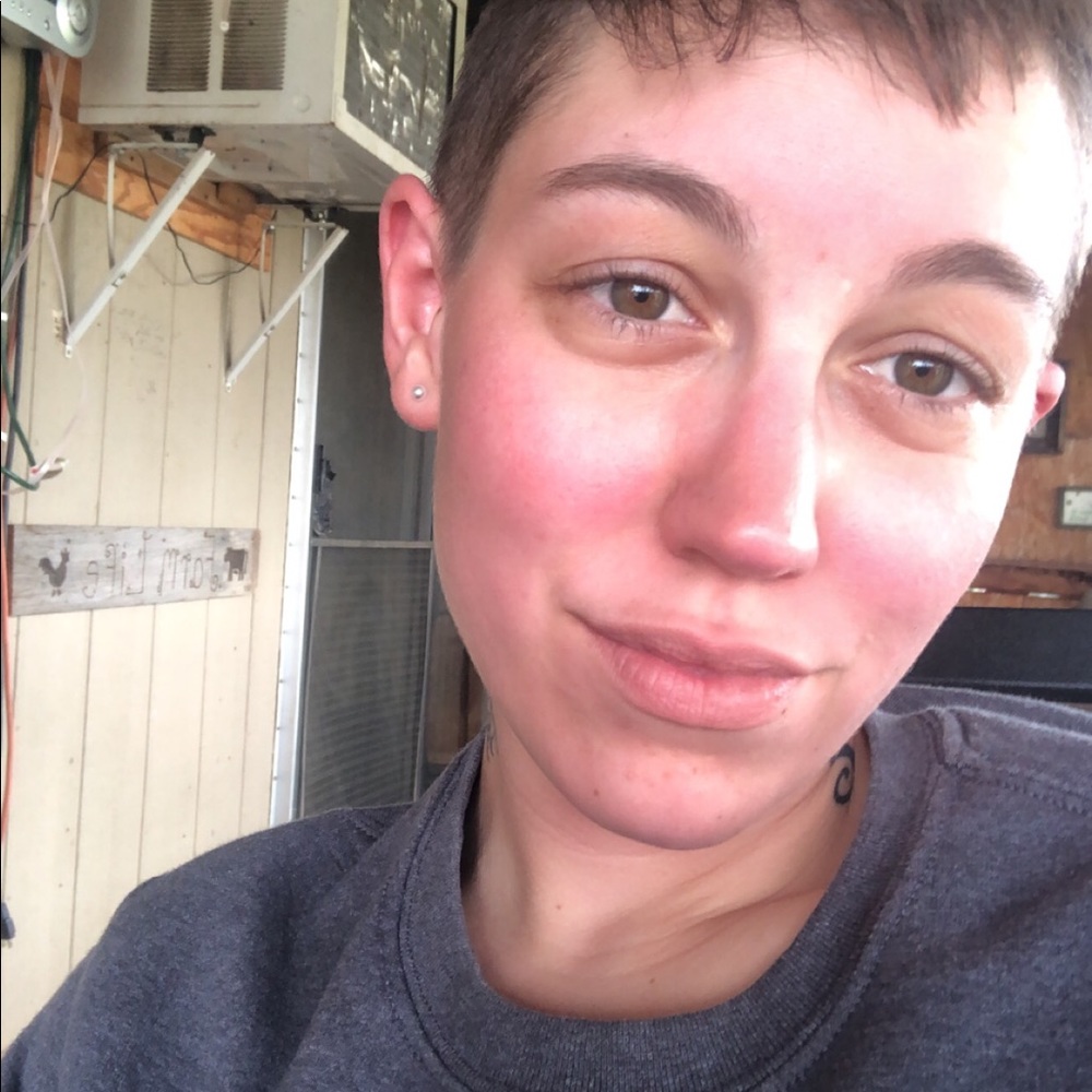 Meet your Posher, Krysta